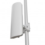 Wi Fi підсилювач Wi-Fi Mikrotik mANTBox ax 15s (L22UGS-5HAXD2HAXD-15S)